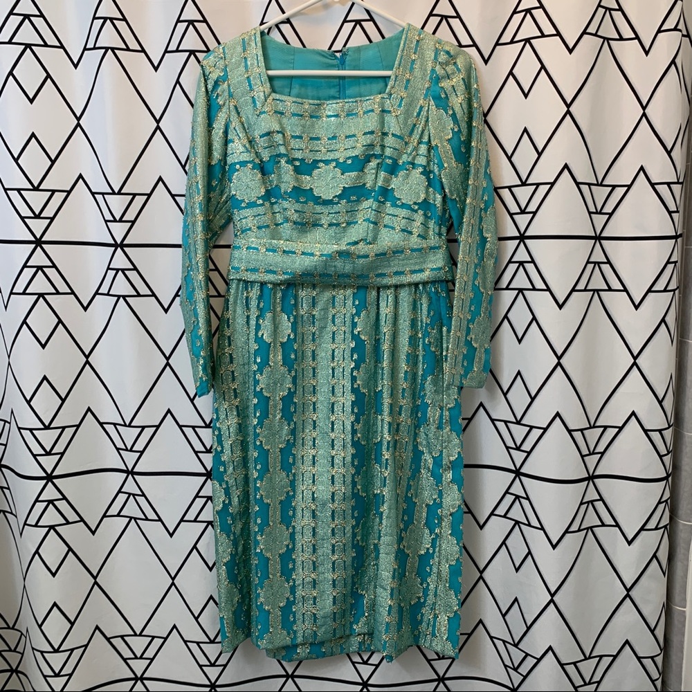Vintage handmade 60s gold metallic peacock blue shift dress - Picture 4 of 12